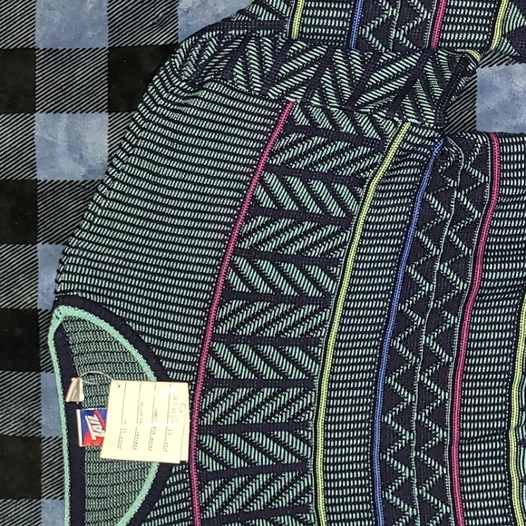 Vintage. Made in USA. DEADSTOCK. TAIL. Thick cotton knit sweater. XL. - Picture 12 of 16